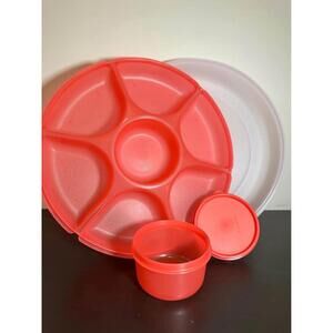 Tupperware Serving Center Set